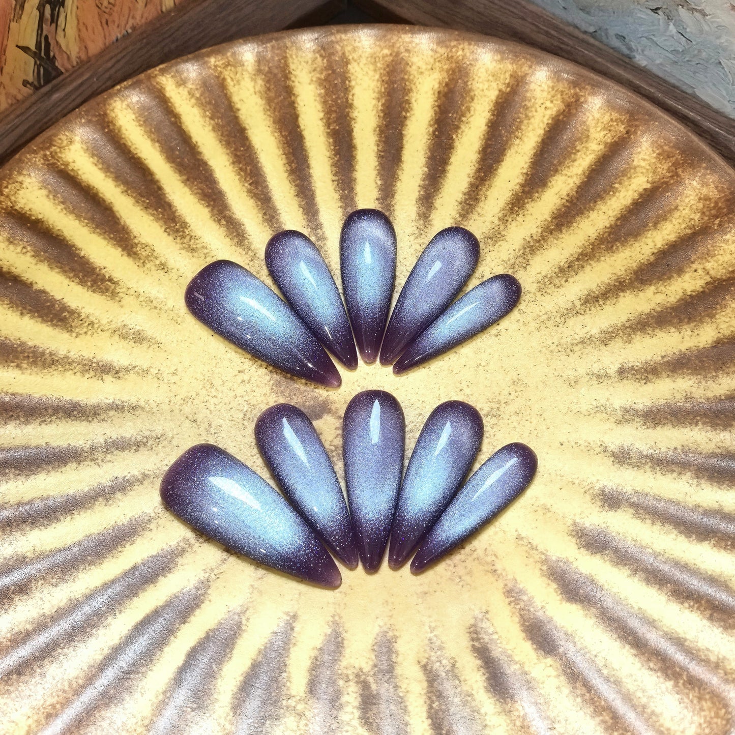 Glow Tones #05 · Purple Fortune