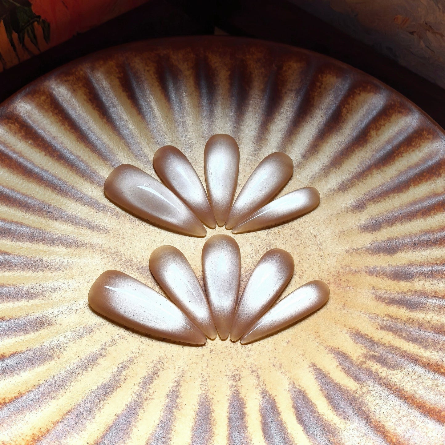 Glow Tones #08 · Nude Silk
