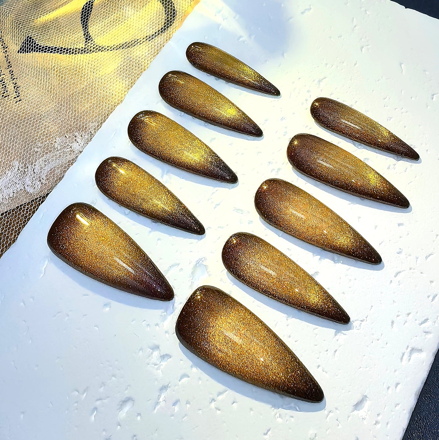Glow Tones #06 · Bronze Gold