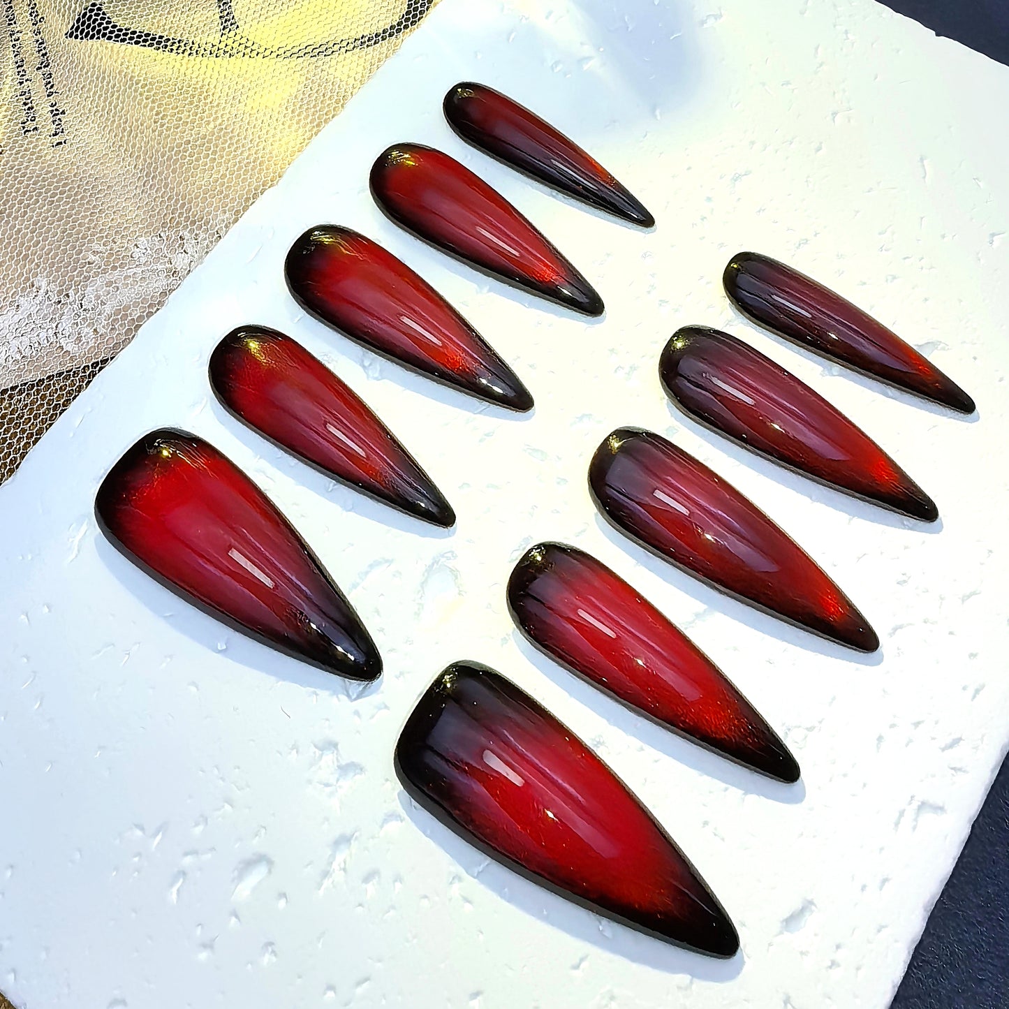 Glow Tones #09 · Amber Red