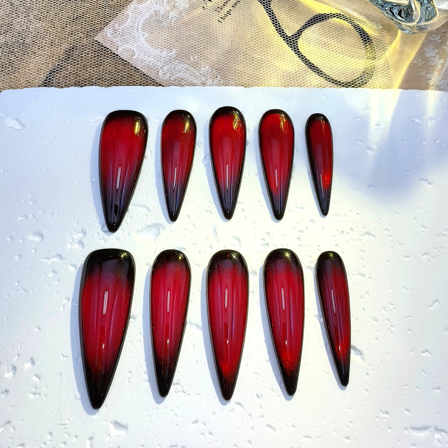 Glow Tones #09 · Amber Red